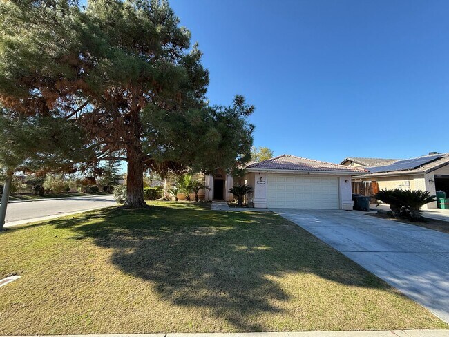Building Photo - Charming 3-Bedroom Home in Northwest Bakersfield