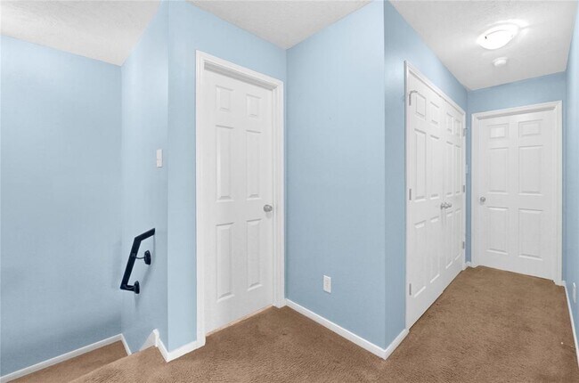 Building Photo - 4406 Park Trail Ln