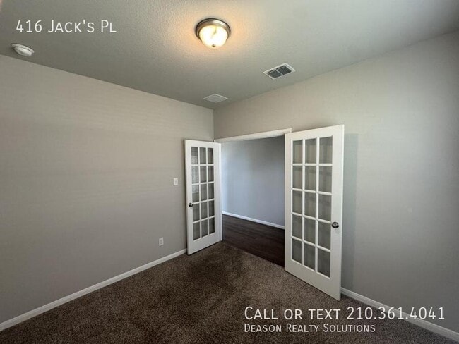 Building Photo - 416 Jack's Pl
