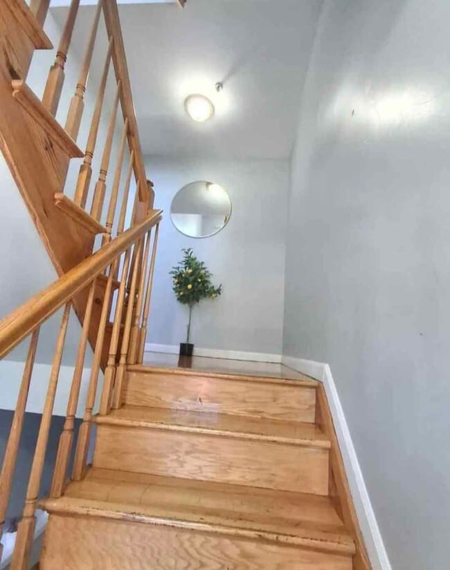 Building Photo - 12 Bergen Ave