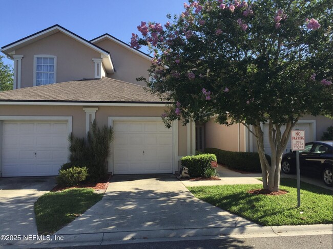 Primary Photo - 1202 Southern Stream Ct