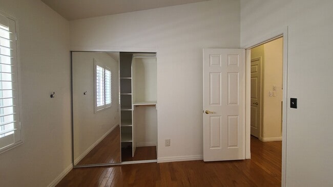 Building Photo - 1413 Iron Springs Dr