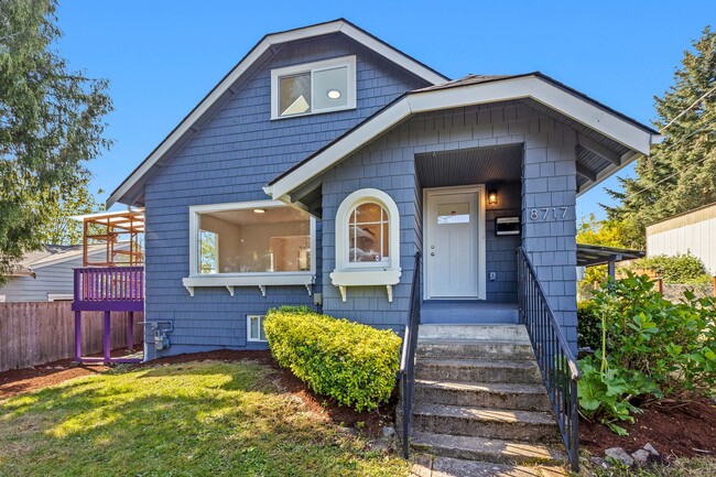 Building Photo - 4bd/2.75ba Seattle Home