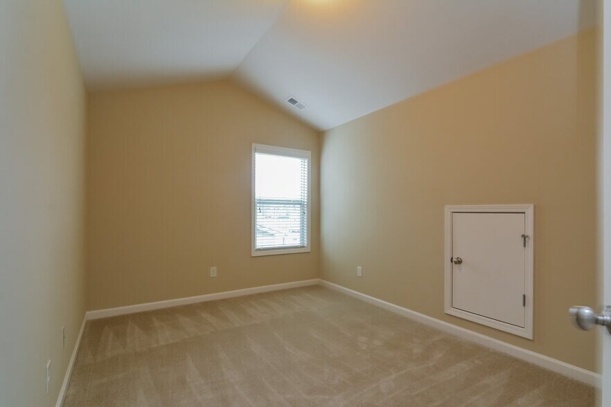 Building Photo - 785 Westmoreland Ln NE