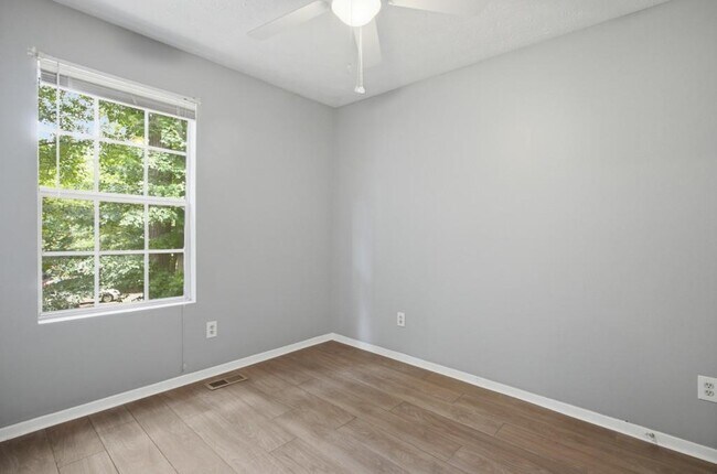 Building Photo - 11240 Rotherick Dr