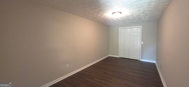 Building Photo - 3813 N Bogan Rd