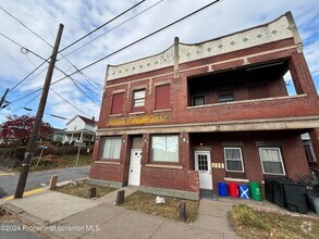 Building Photo - 500 Pancoast St