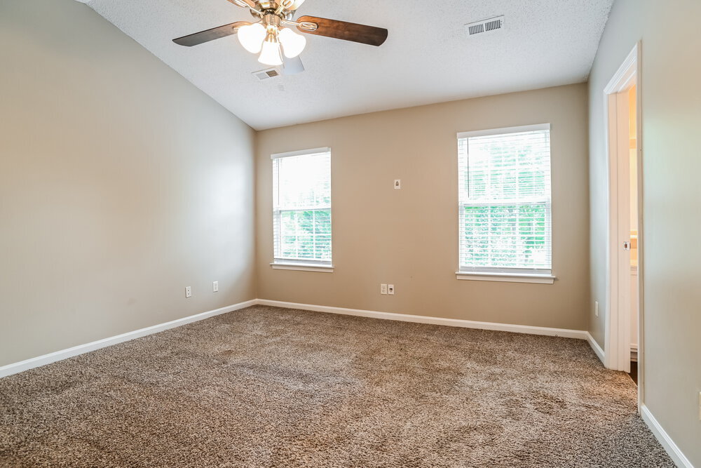 Building Photo - 11338 Northwoods Forest Dr