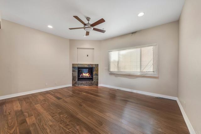 Building Photo - 4064 1St Ave