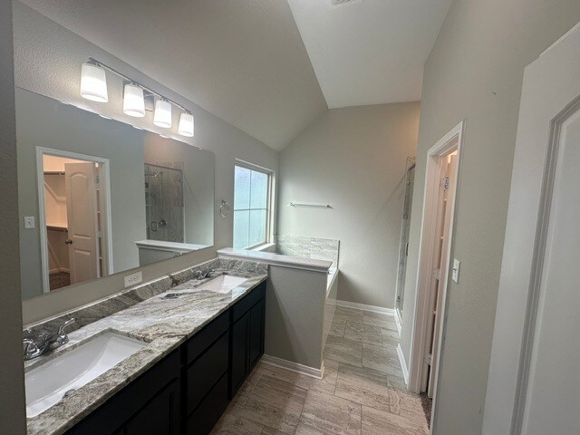 Building Photo - 2136 Markley Dr