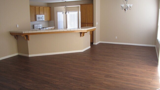 Building Photo - 3711 Campfire Dr