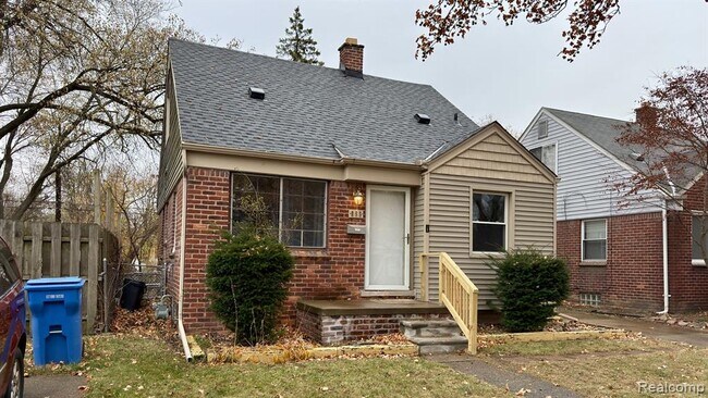 Building Photo - 855 John Daly St