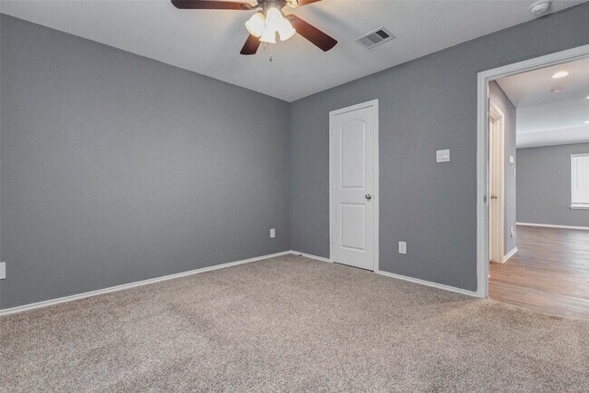 Building Photo - 5114 Jasmine Dawn Dr