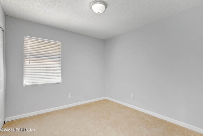 Building Photo - 3811 Autumn Leaf Ct