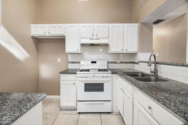 Building Photo - 4403 Conward Dr