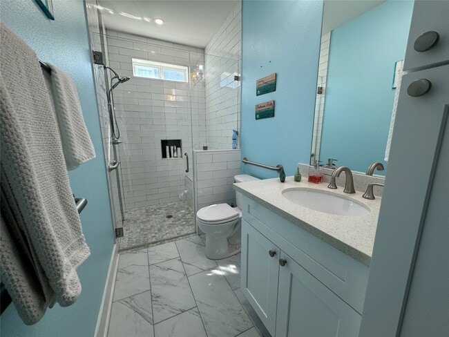 Building Photo - 1411 12th St