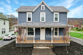 Building Photo - 14208 Temple St