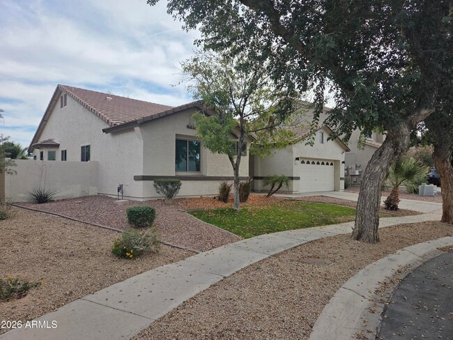 Building Photo - 7809 S 18th Way