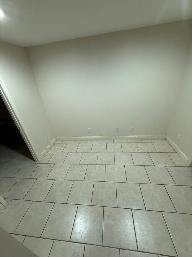 Building Photo - 154 Klare Ridge Ln