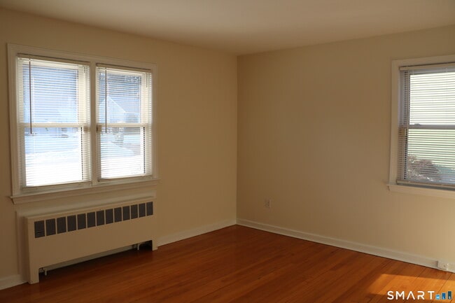 Building Photo - 69 Rentell Rd