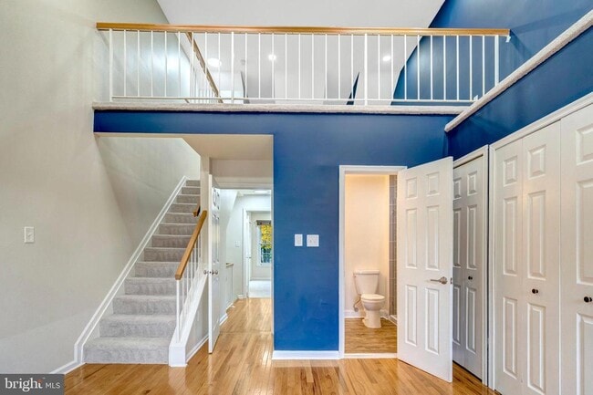 Building Photo - 8482 Springfield Oaks Dr