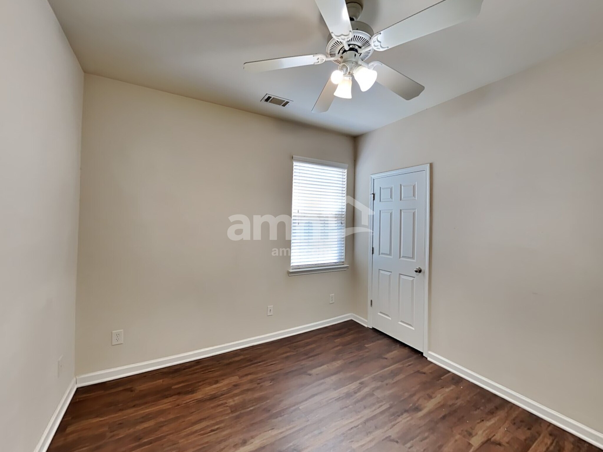 Building Photo - 1500 Woodberry Ct