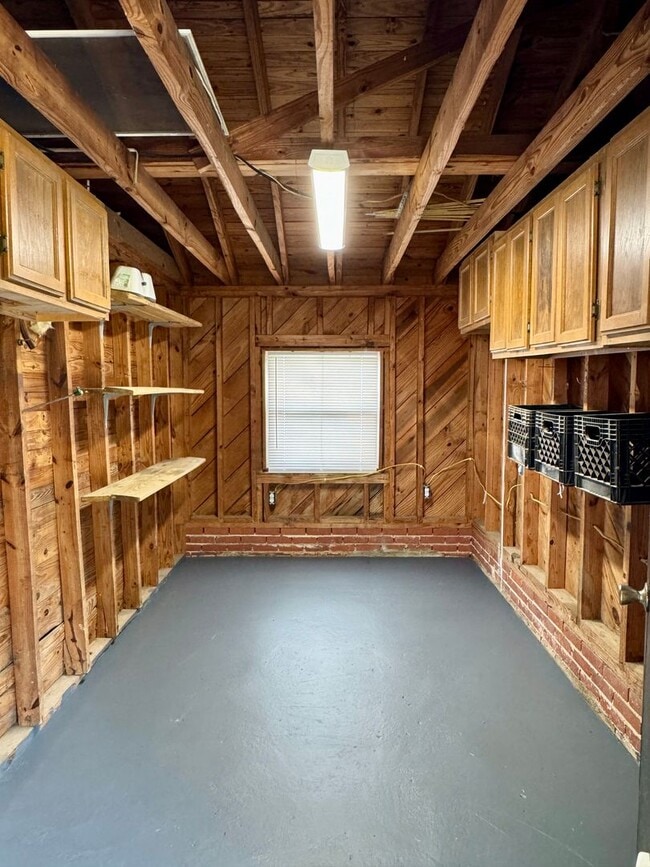 Building Photo - Paradise in Tallassee