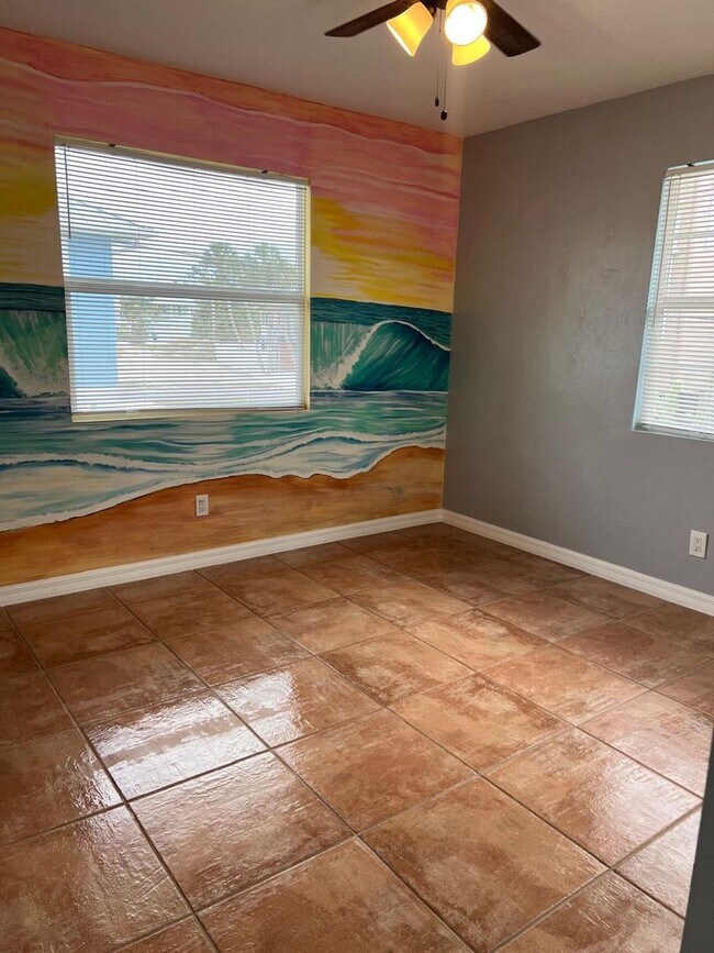 Building Photo - 128 Eucalyptus Ct