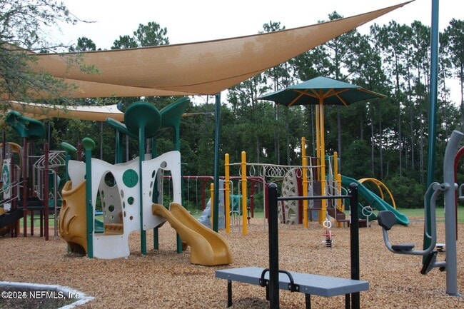 Building Photo - 129 Thornloe Dr