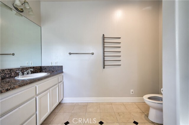 Building Photo - 529 S 5th Ave