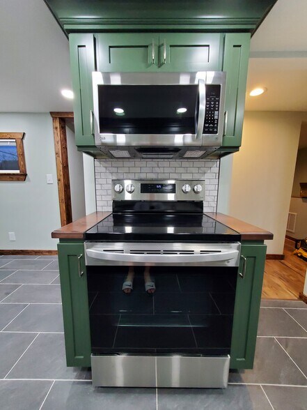 Building Photo - 189 E 2nd St