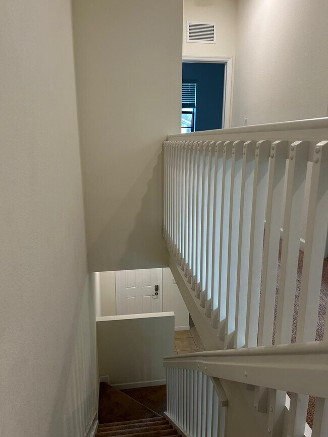 Building Photo - 9332 W 33rd Ln