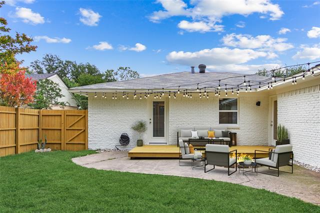 Building Photo - 10005 Newcombe Dr