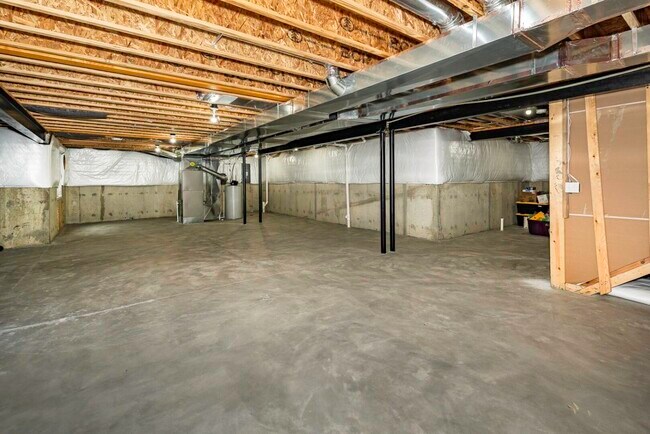 Building Photo - 50236 Amberwood Rd