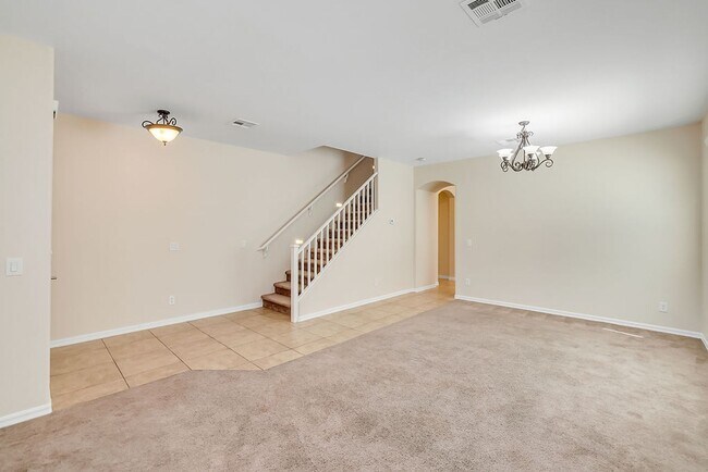 Building Photo - Great Queen Creek Location!