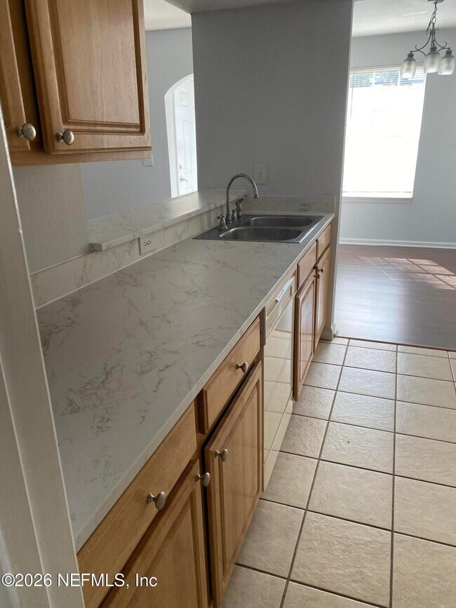 Building Photo - 10075 Gate Pkwy N