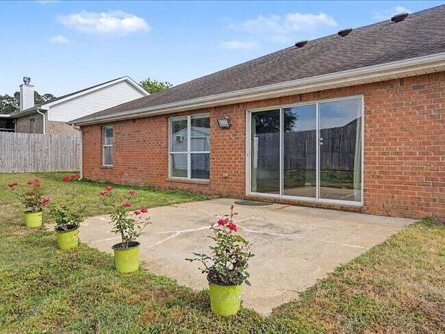 Building Photo - 3063 Border Creek Dr