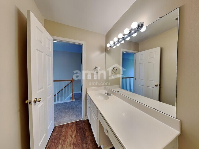 Building Photo - 109 Morrocroft Ln