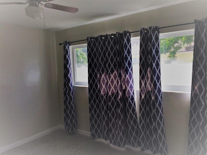 Bedroom 2 - 1834 N 16th Ct