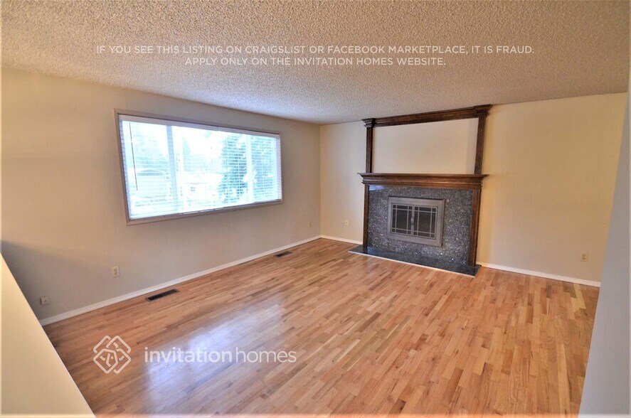 Building Photo - 33037 29th Ave SW