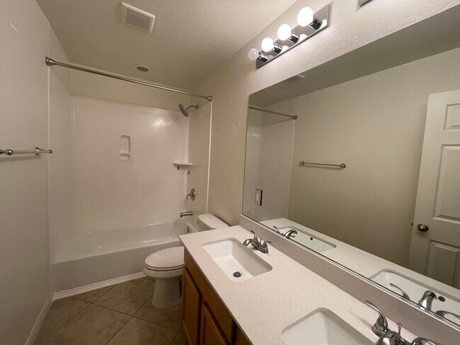 Building Photo - 10116 Marvel Cove St