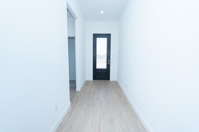 Building Photo - BRAND NEW 2025 Construction - 4BR/3BA Single-Family Home in Northlake Estates