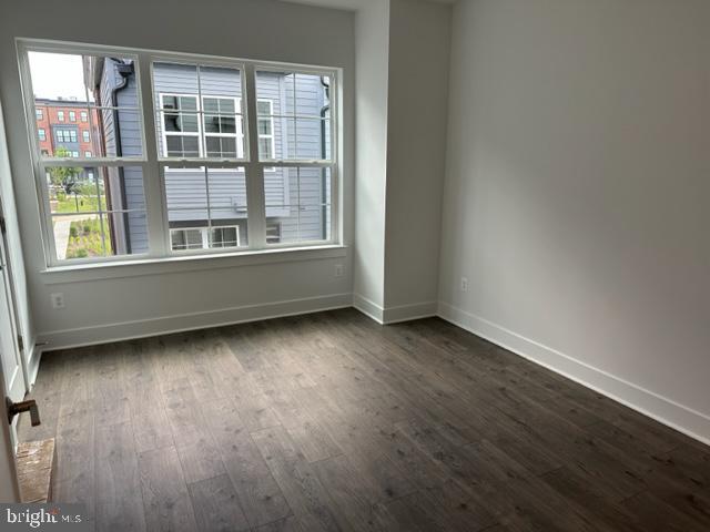 Building Photo - 11256 Bunsen St
