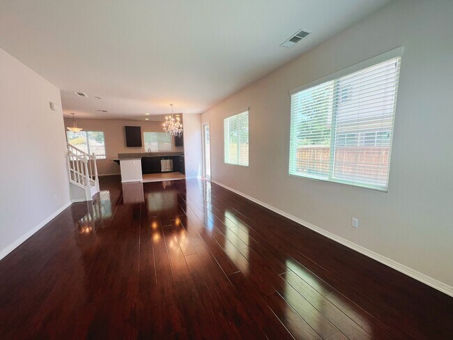 Building Photo - 743 Matthys Way