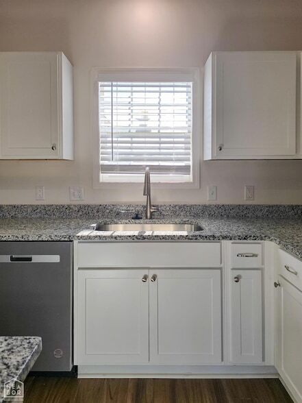 Building Photo - 4804 Antosh Cir