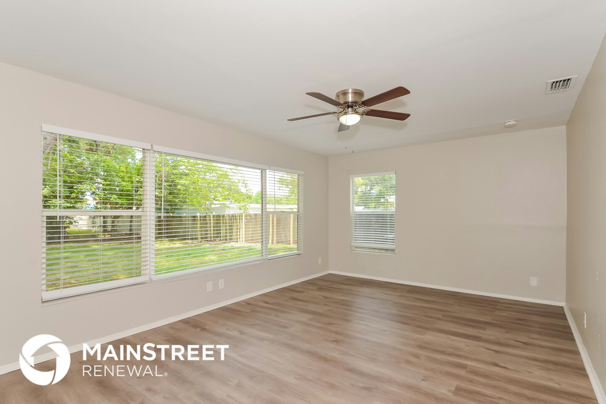 Building Photo - 2300 23rd Ave W