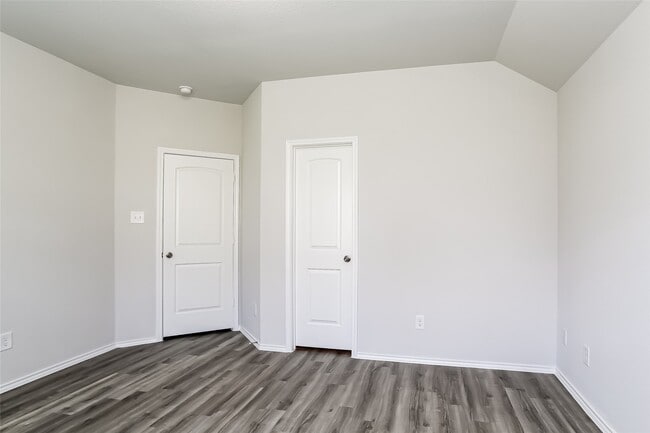 Building Photo - 25218 Sanitas Valley Dr