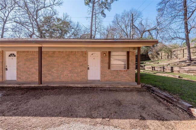 Building Photo - 760 Cline St