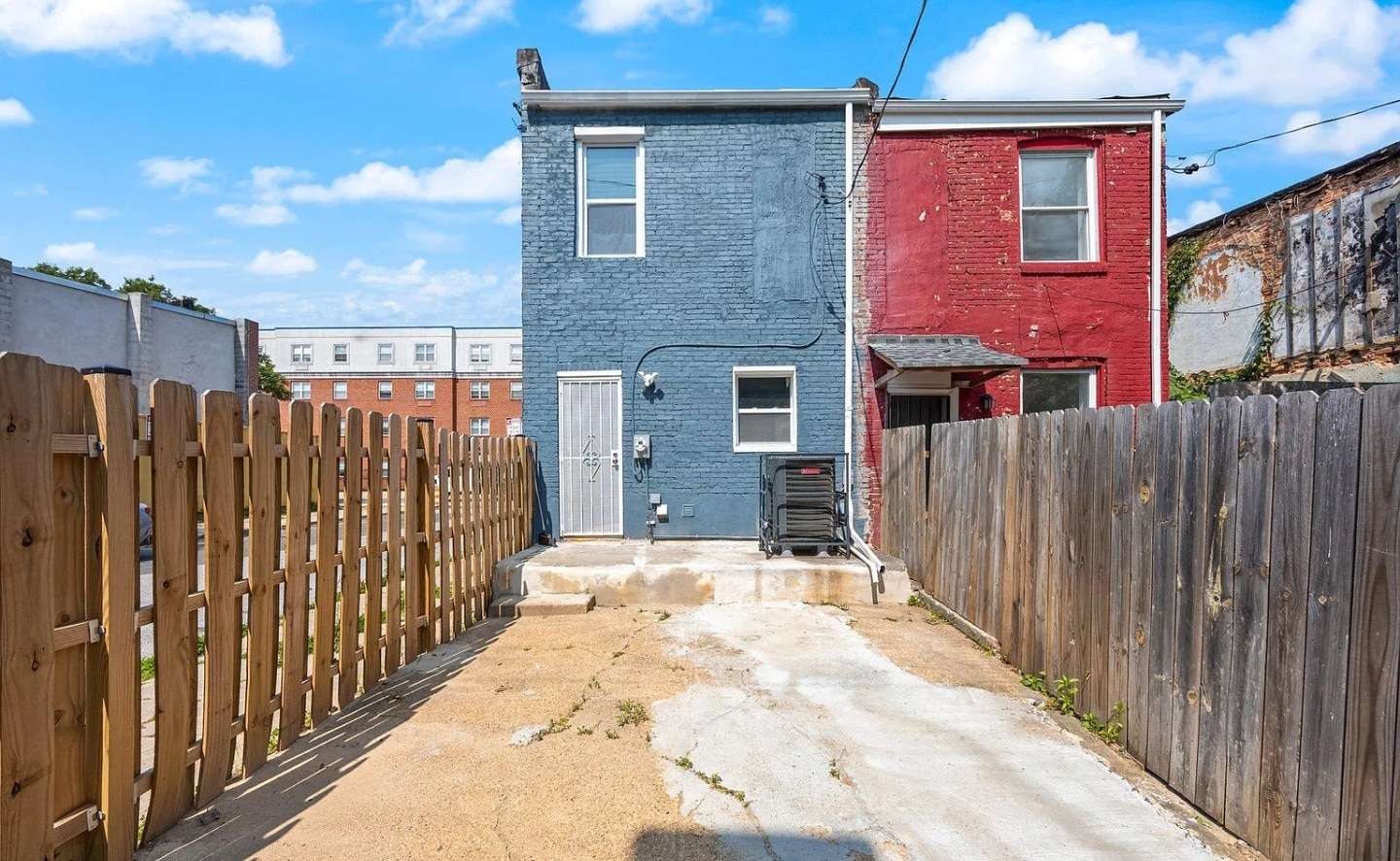 Building Photo - 19 N Smallwood St