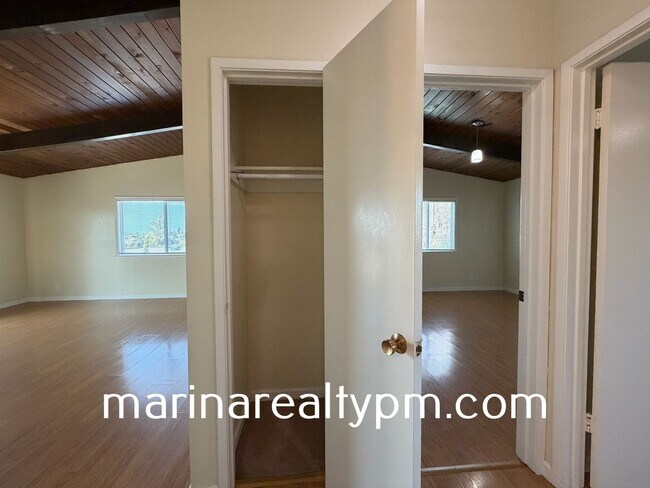 Building Photo - Maher Ct. Apartments